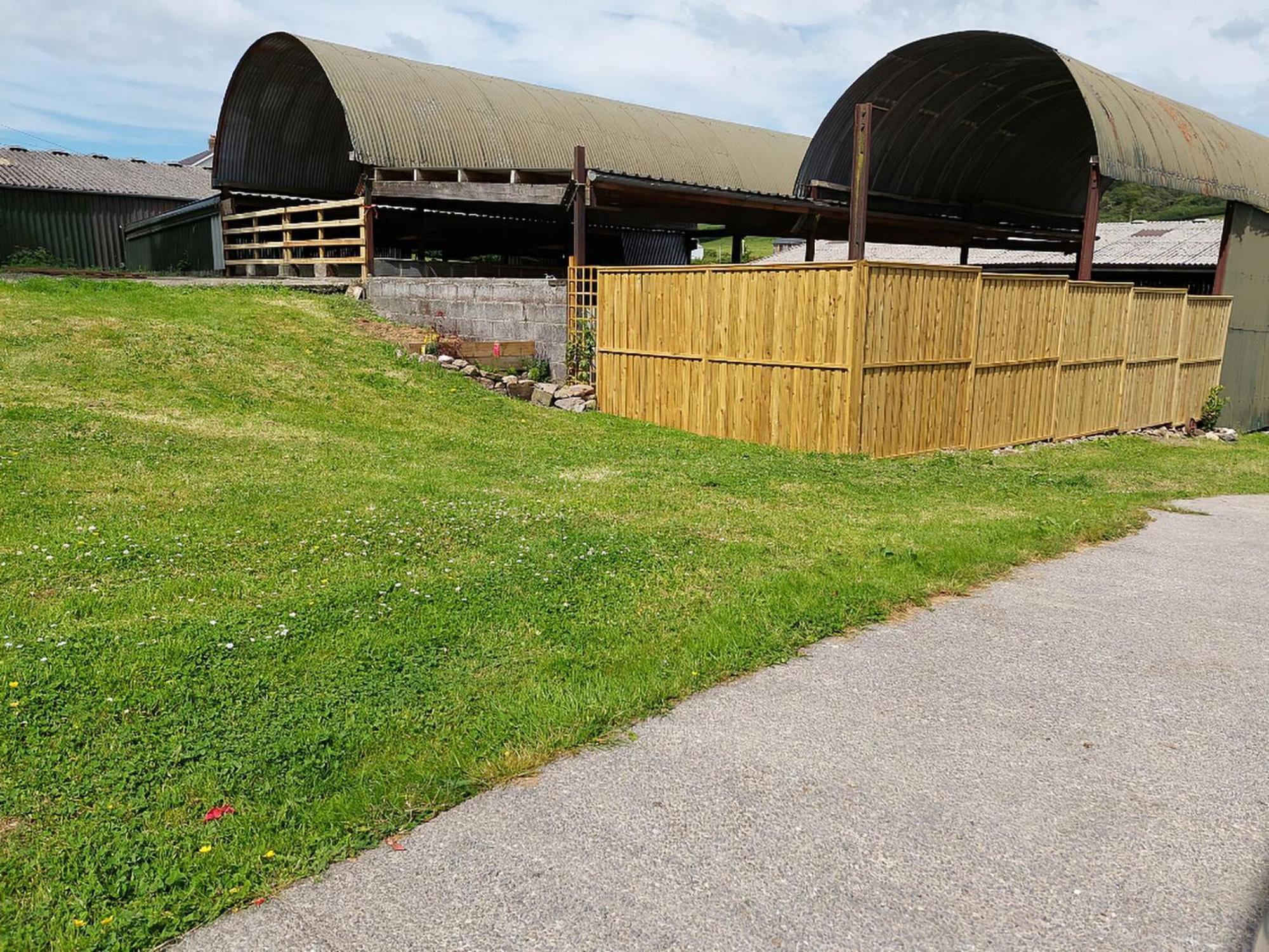 Typicca Farmhouse Brechfa エクステリア 写真